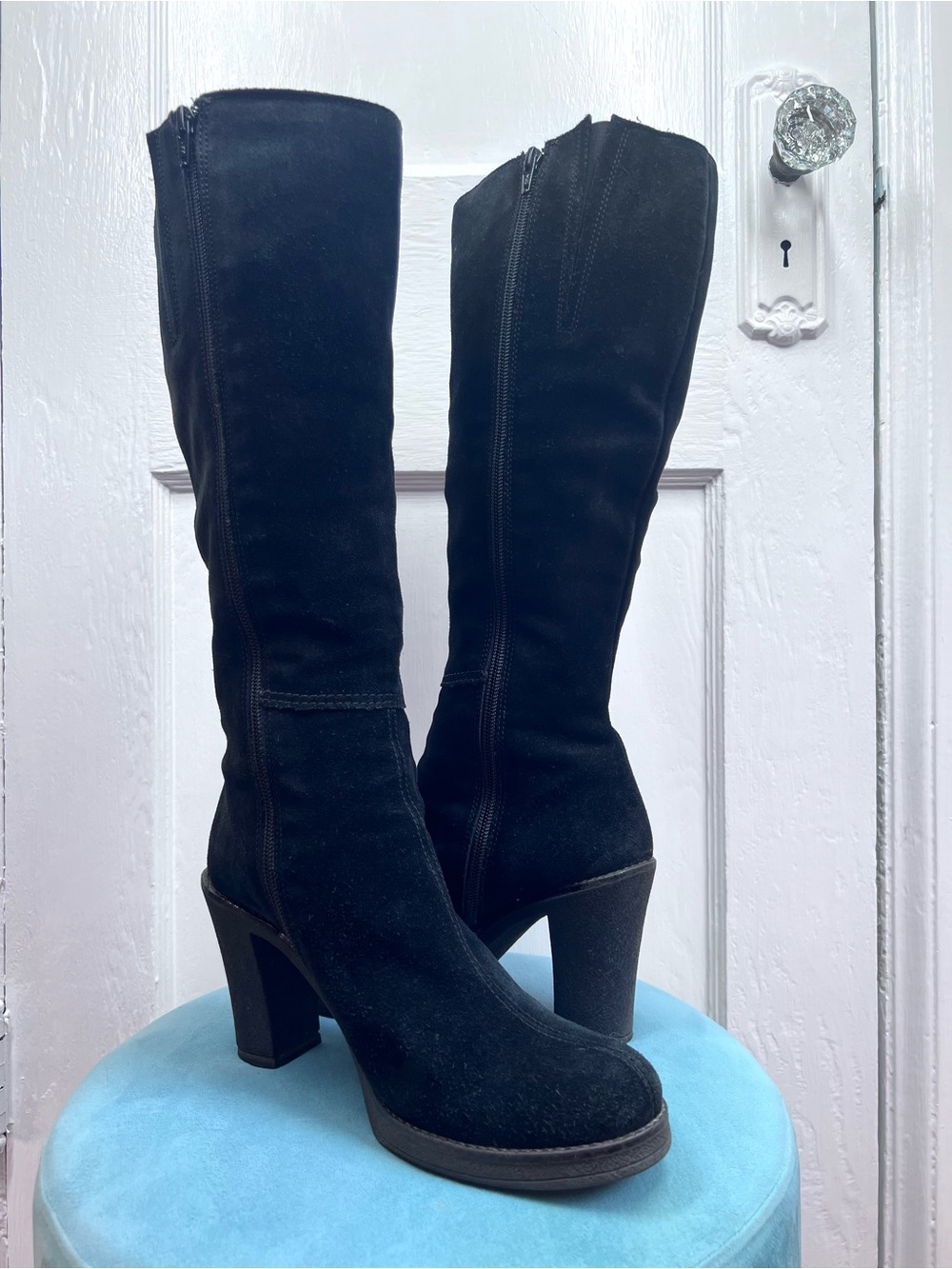 La Canadienne Waterproof Suede Knee-High Boots - Black Size 8.5